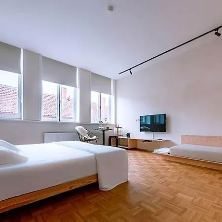 Bed & Breakfast Violet 3*